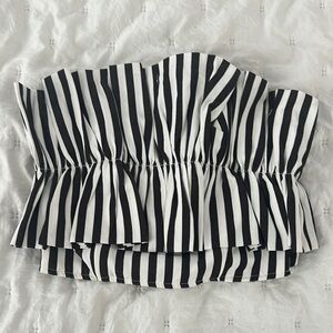 Black and White Striped Strapless Top. NWOT!